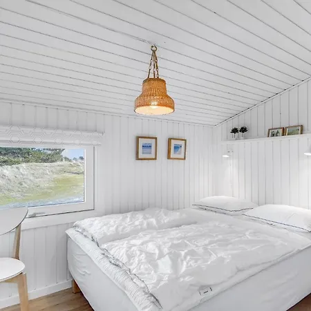 3 Bedroom Awesome In *