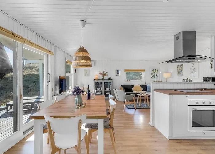 3 Bedroom Awesome In Сasa de vacaciones Fanø