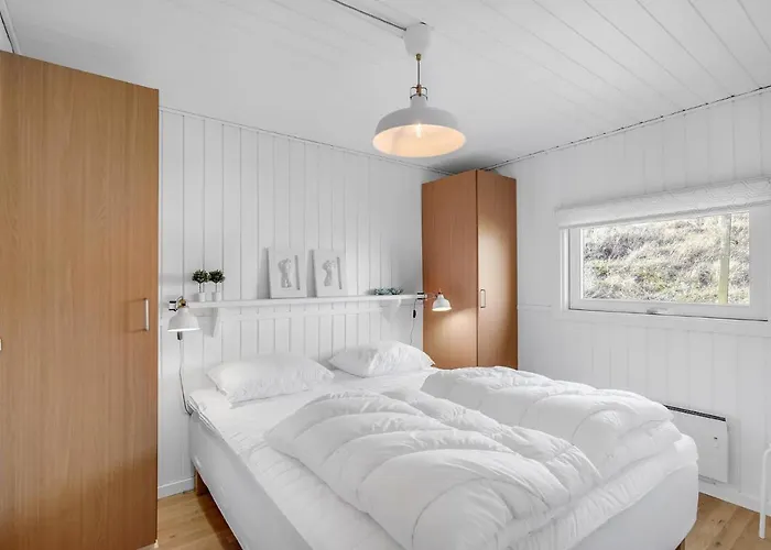 3 Bedroom Awesome In