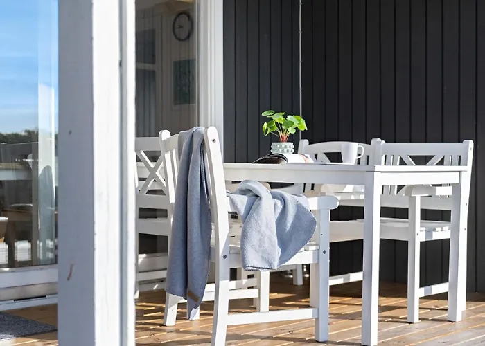 3 Bedroom Awesome In *